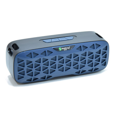 Hordozható Bluetooth hangszóró, kihangosító és zenelejátszó