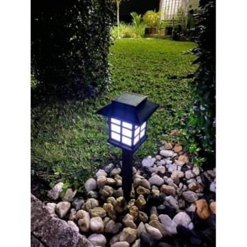 4 db Napelemes LED-es Leszúrható Kerti Lámpa x17
