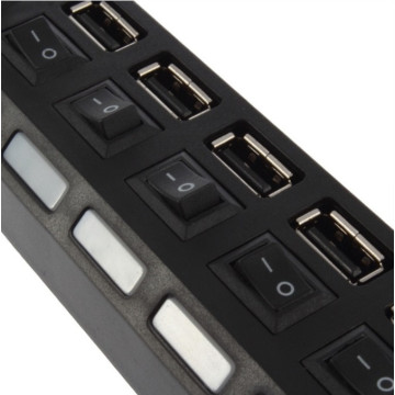 7 portos kapcsolható USB hub - Fekete